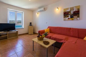 TV - Holiday apartment mit Meerblick (Šilo)