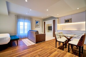 LCD TV - Tandem Torres De Cádiz Suites (Cádiz)