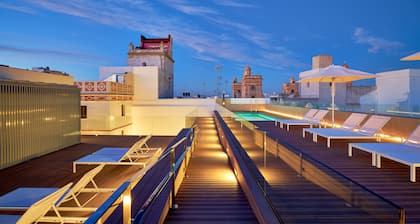 Tandem Torres De Cádiz Suites