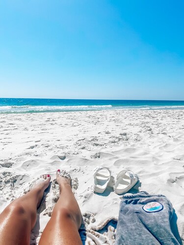 Gulf Front Condo! Lowrise, Modern and Clean. Best Location in Gulf Shores.