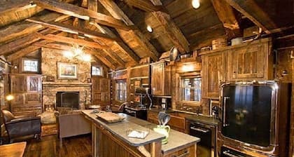 Sapphire Heaven, Luxury Mountain Cabin with a Spectacular View, Resort Amenities
