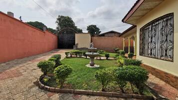 Enceinte de lâhĂ©bergement