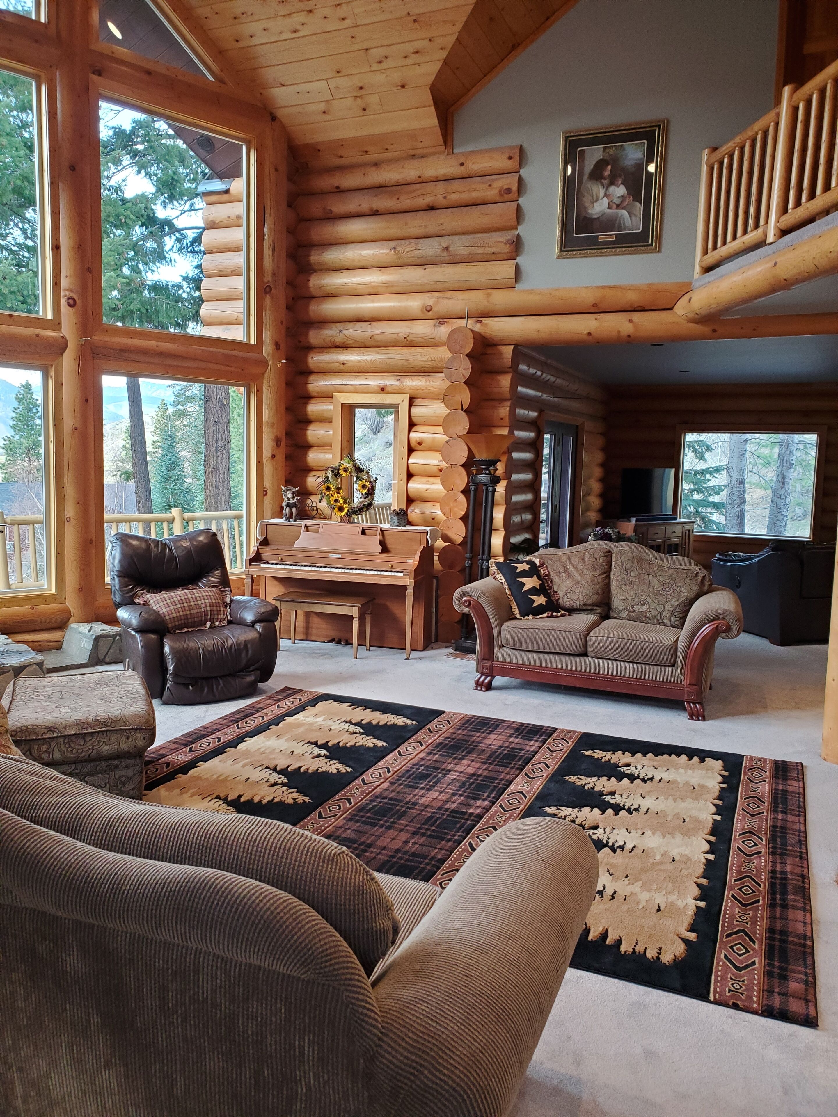 Private Majestic Log Cabin