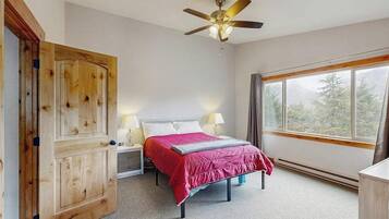 2 bedrooms, Internet, bed sheets