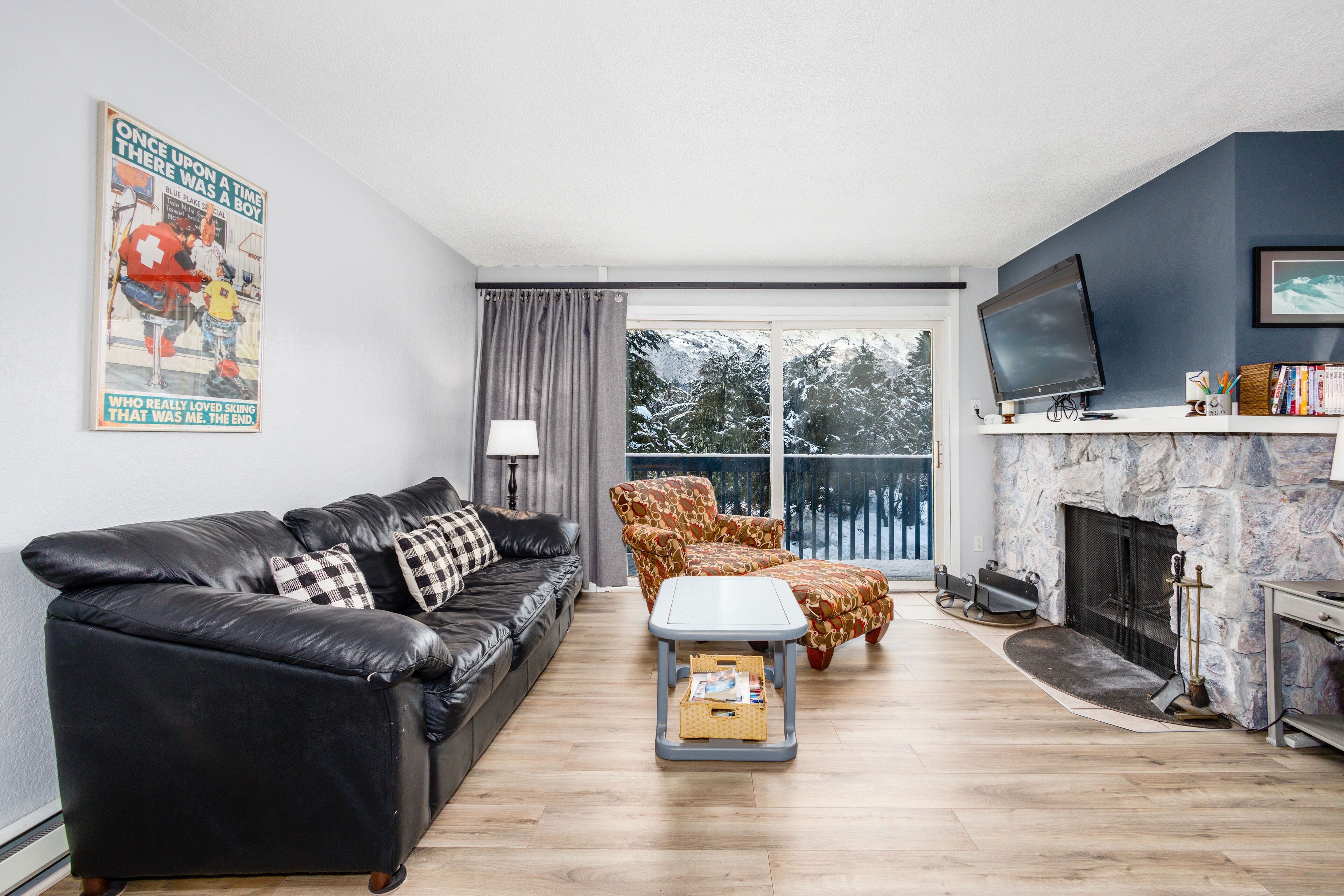 Dog-friendly ski-in/out condo with lanai, mountain view, fireplace & spiral staircase