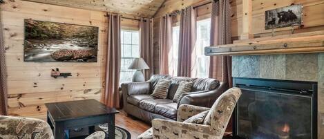 Smart TV, fireplace, foosball, books