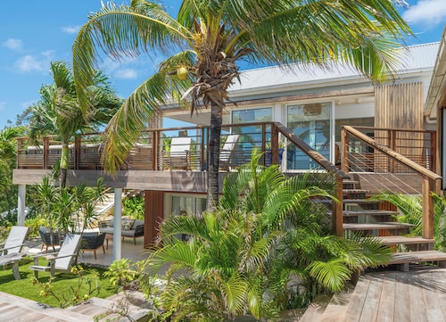 Spacious Luxury 4 bedrooms, direct no agencies, fully renovated