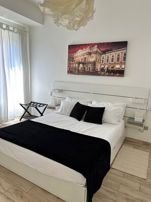 1 bedroom, in-room safe, iron/ironing board, free WiFi