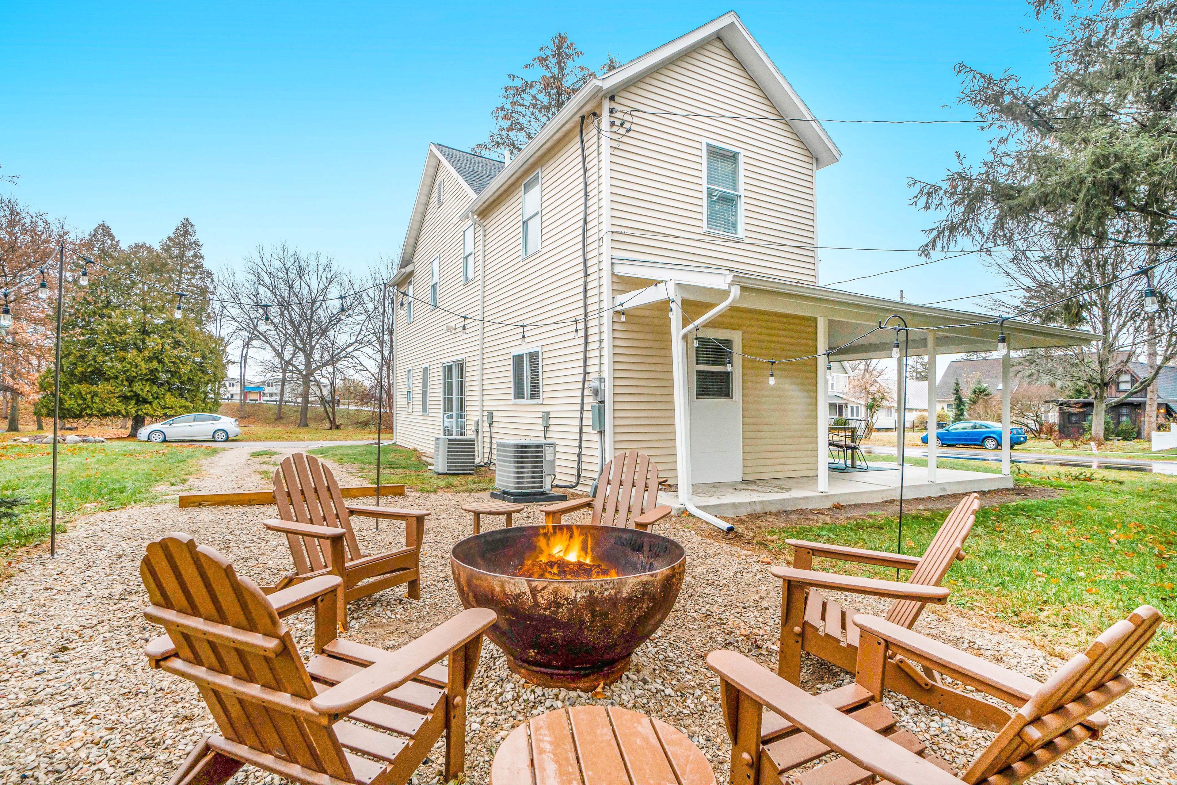 Classic, renovated home in a quiet downtown location - walk to everything