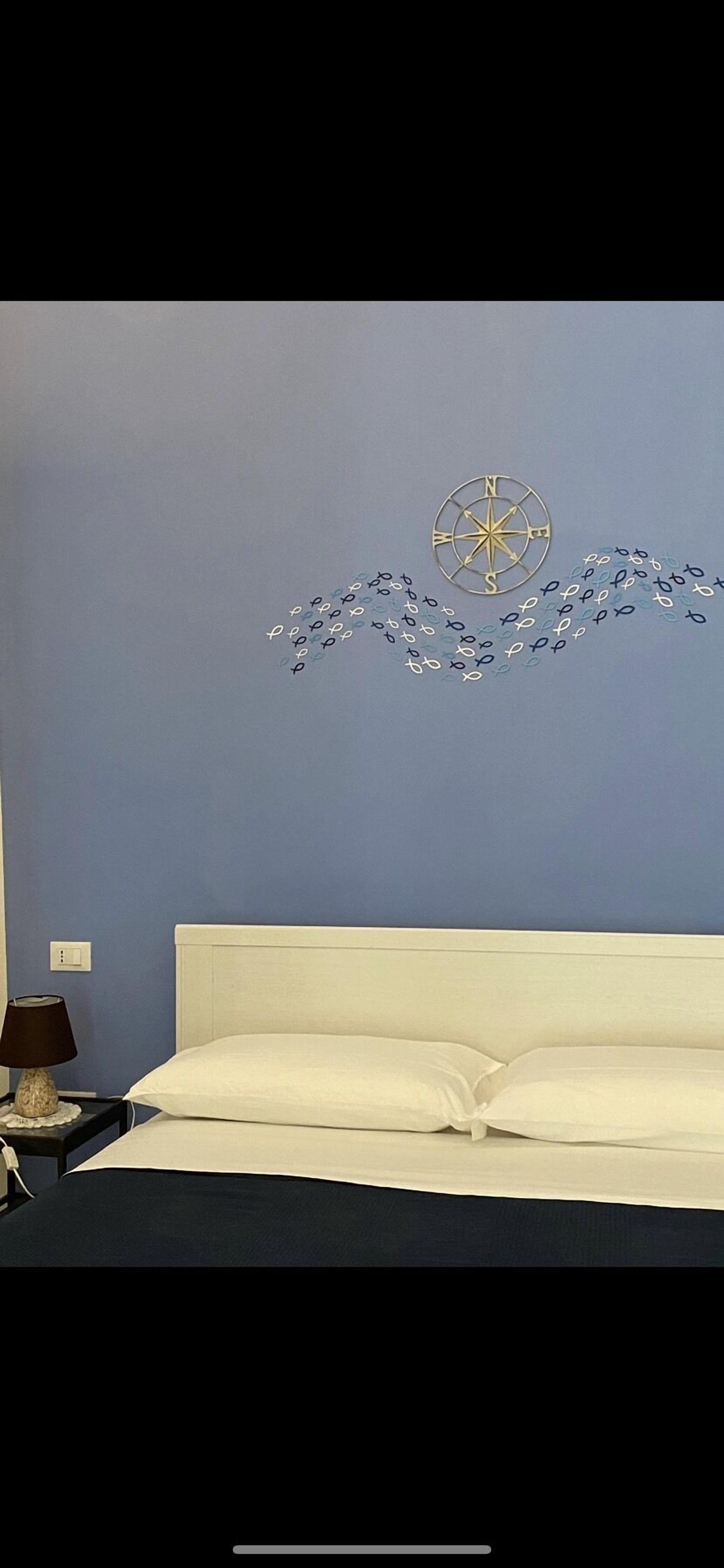 Double room in the historic center with balcony, kitchen, private bathroom