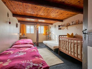 2 bedrooms