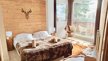 6 chambres, coffres-forts dans les chambres, fer et planche Ă repasser