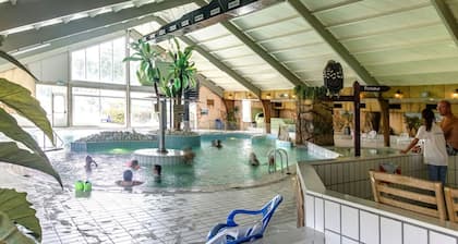 Merveilleuse maison de vacances privée pour 4 personnes avec piscine, WIFI, TV, terrasse et parking