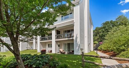 Lodge Condo 28