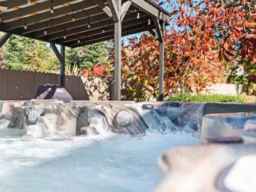 Spacious, Private Home Away From Home with Hot Tub