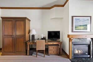 House | 1 bedroom, desk, free WiFi - 1230 Studio at The Lodge at Spruce Peak (Stowe)