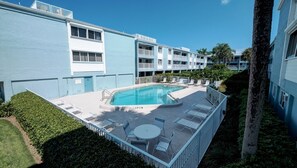 Imagen sin descripción, 3 de 45, botón