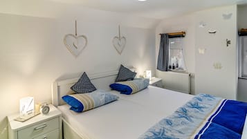 2 Schlafzimmer, Bügeleisen/Bügelbrett, kostenloses WLAN, Bettwäsche