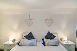 2 camere, ferro/asse da stiro, Wi-Fi gratuito, lenzuola