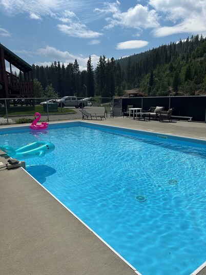 Ski, golf, hike or bike right outside your door if you like!