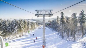 Unclassified image, 5 of 45, button