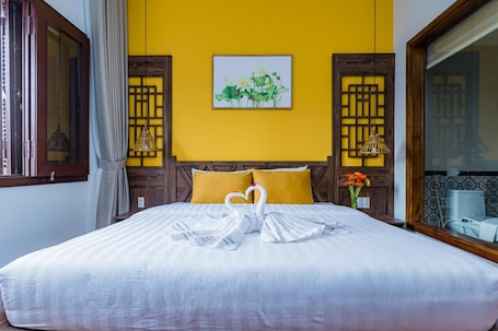 Decoración personalizada, muebles diferentes y escritorio