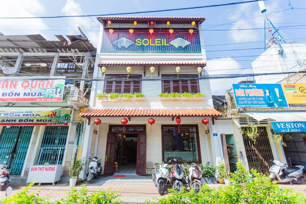 Mặt tiền Soleil Boutique Huế tại đường Lê Duẩn gần Đại Nội