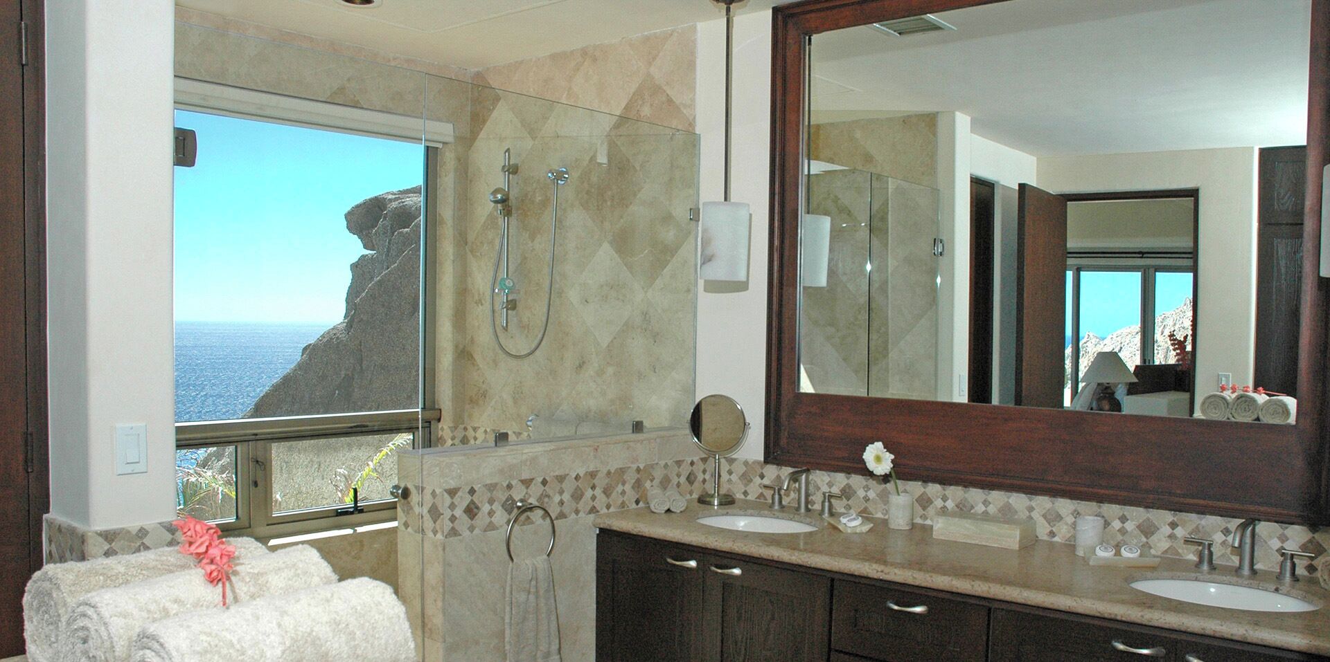 Oceanfront Mansion With Breathtaking Views Of The Pacific, Sunset, Whales And Th - Cabo San Lucas