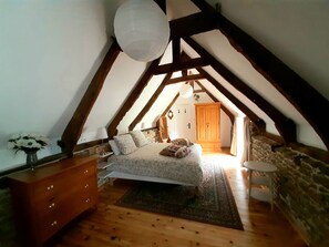 2 chambres, fer et planche Ă repasser, Wi-Fi gratuit, draps fournis