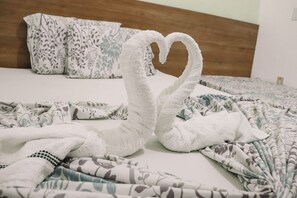 Allergikerbettwaren, Minibar, Schreibtisch, Bügeleisen/Bügelbrett