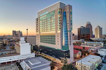 Thompson San Antonio - Riverwalk, by Hyatt