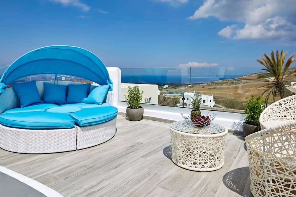 The King's Throne house with Jacuzzi & Sea view