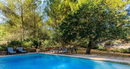 Beautiful Finca Perello with Mountain view