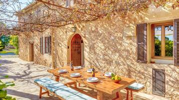 Ristorazione all'aperto