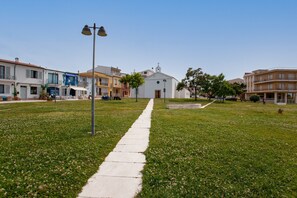 Exterior - Holiday Home ‘La Casa di Barbara’ close to the Beach with Terrace and Street Parking Available (Siniscola)