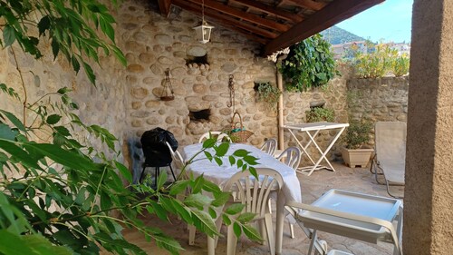 CASA DI MAMMA near gorges de L'ASCO corsican center, river, sea.