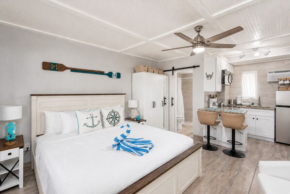 Desk, iron/ironing board, WiFi (free), bed sheets