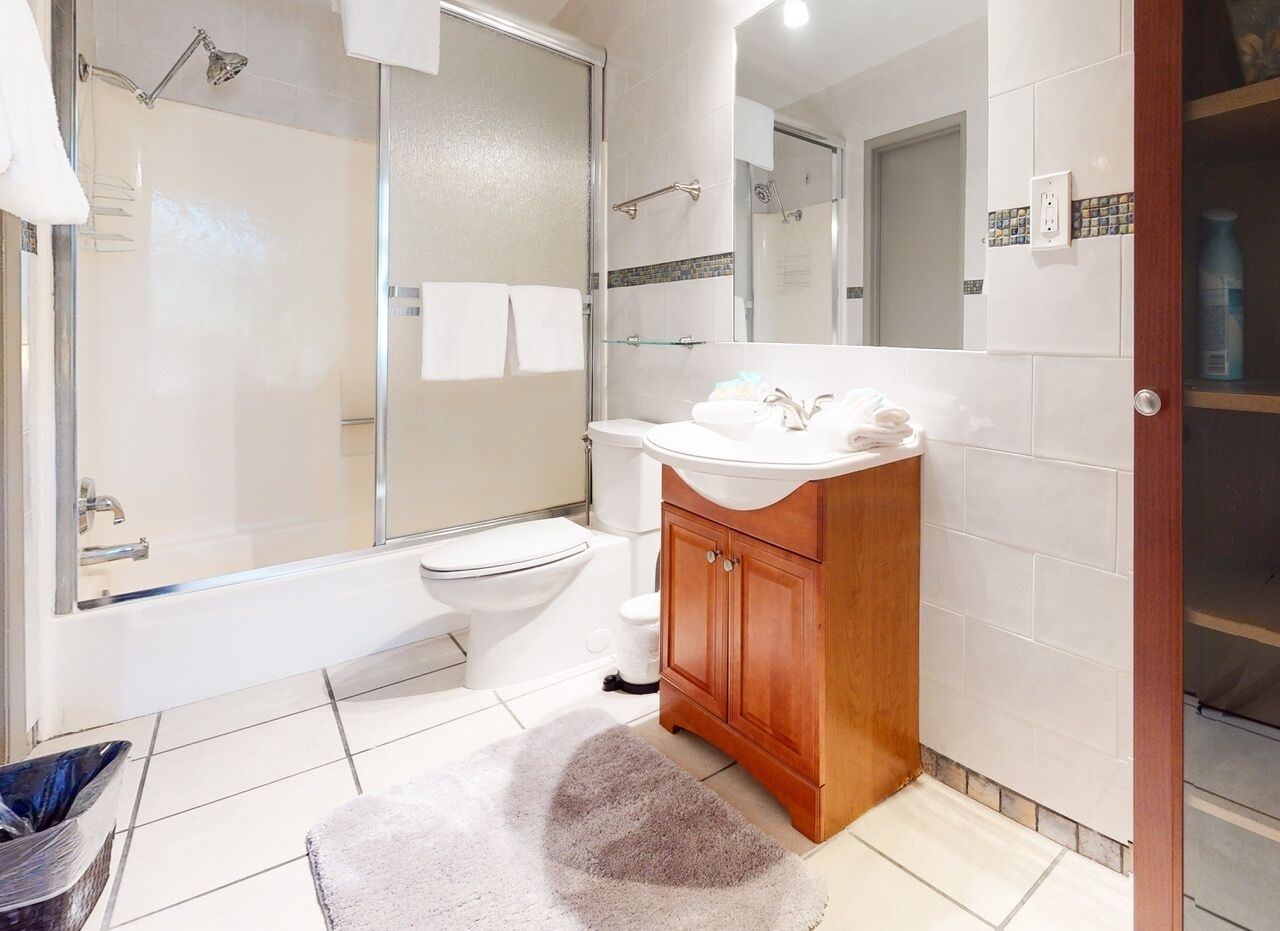 Hidden Valley 40 Walk to the Village, Quiet Forest Setting, Great Complex Amenities by Redawning