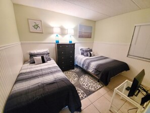 2 chambres, fer et planche à repasser, Wi-Fi gratuit