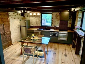 Refrigerador, microondas, horno y lavavajillas 