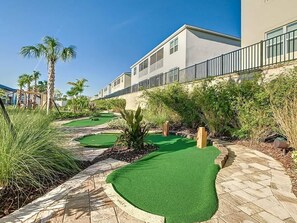 Property grounds - Family Luxury Stay/ Private Pool & Themed Rooms (Four Corners)