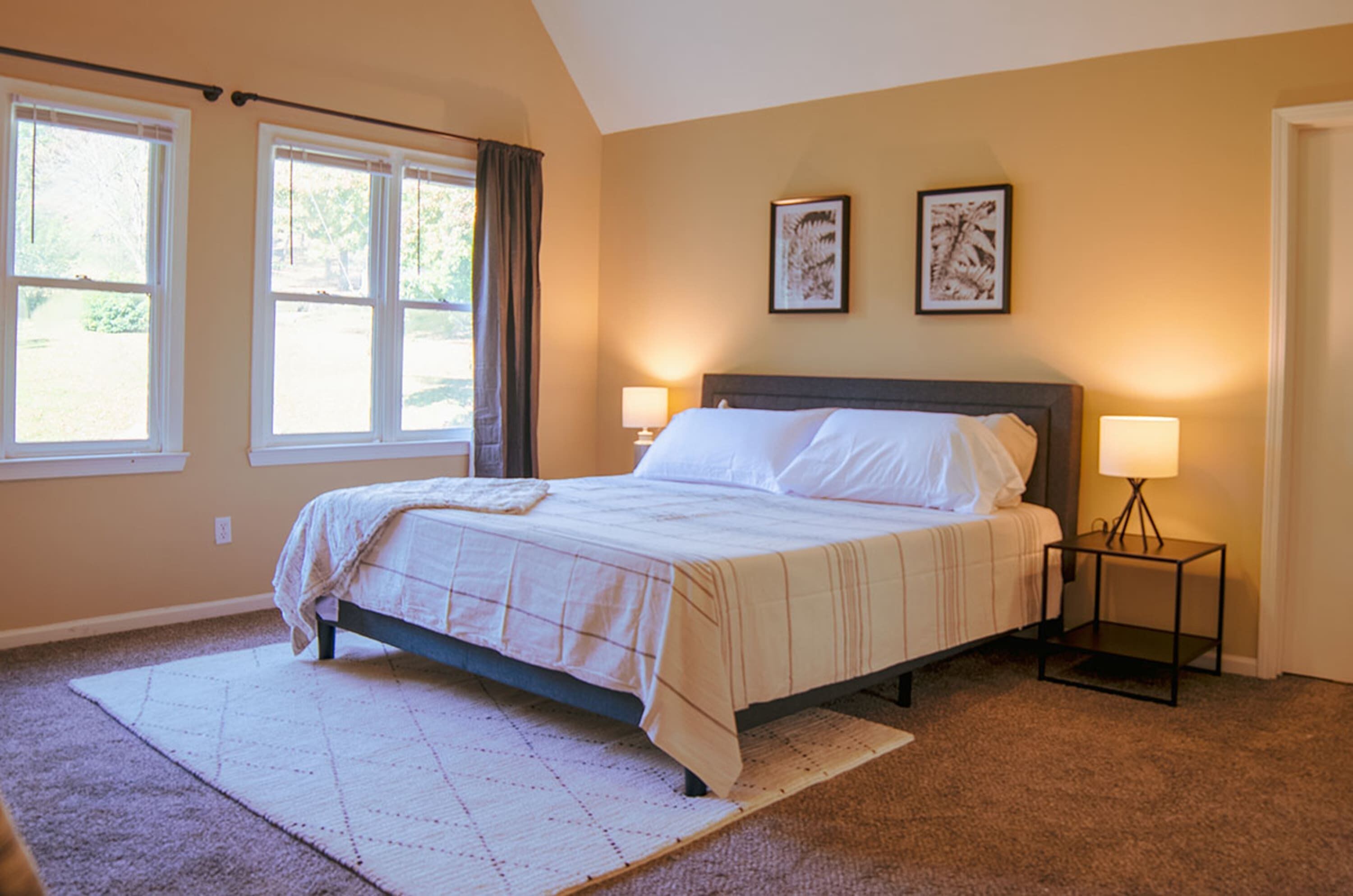 ♥ Lake Tuscaloosa Retreat ☞ High Speed WiFi ✭ Families Welcome