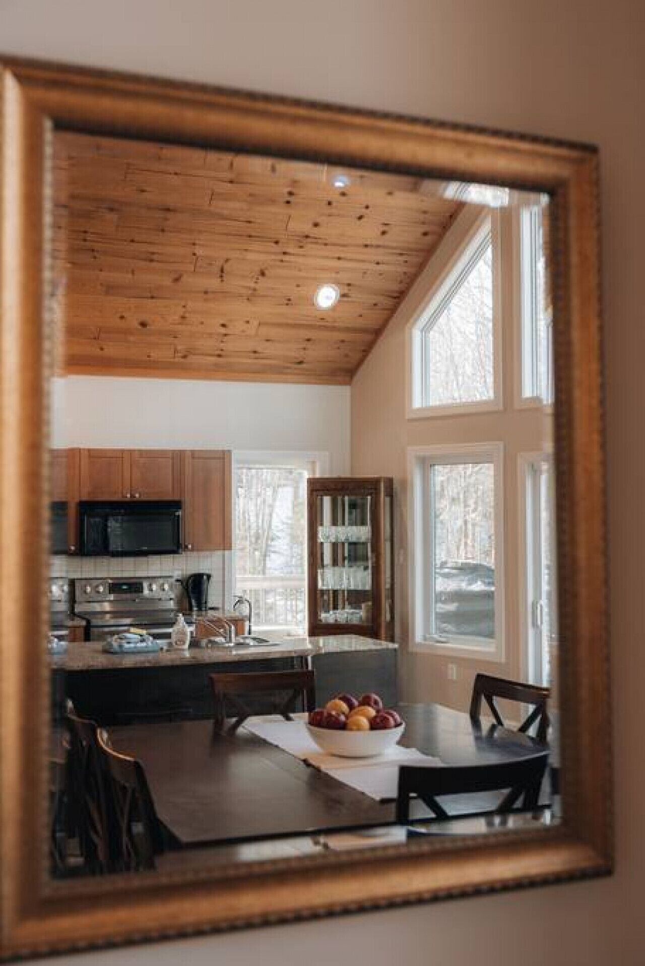 Ski Hill ★ Hot Tub ★ Barrel Sauna ★ BBQ ★ Private