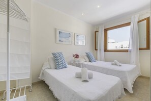 2 bedrooms, iron/ironing board, free WiFi, bed sheets - Can Jaume - Two Bedroom Apartment, Sleeps 4 (Alcúdia)