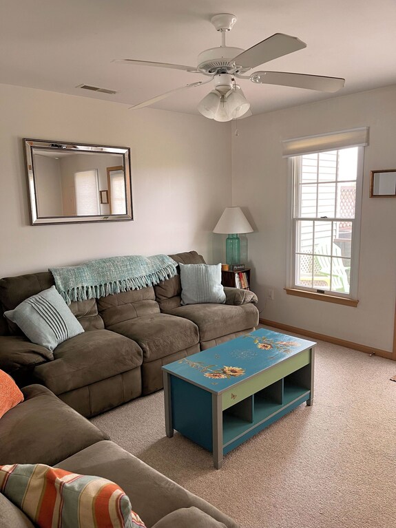 Sun Singer - 2br Townhome, Waterview Shared Pier,deck -Pet Friendly No Linens - Chincoteague, VA