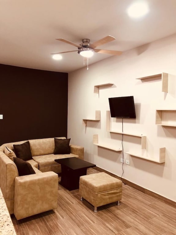 Beautiful New 3 Bedroom Apartment With A/c - Buga