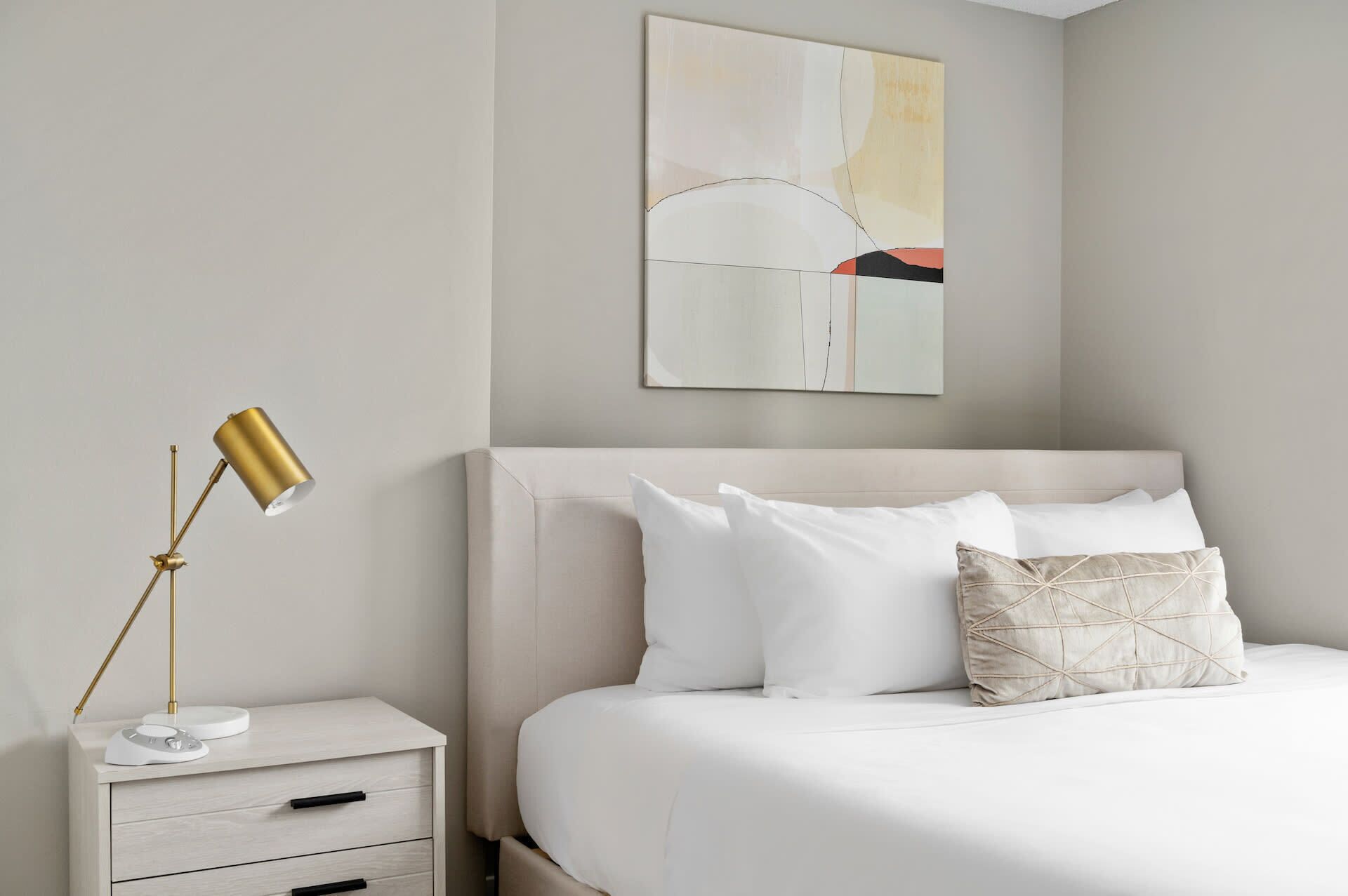 Kasa | Studio + In-Unit W/D | Chicago