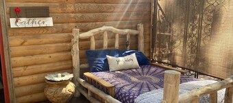 Evergreen Romantic Mountain Cabin near Evergreen Lake.