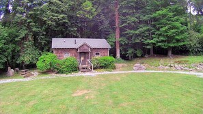 Exterior - Banner Haven Creekside Cabin (Banner Elk)