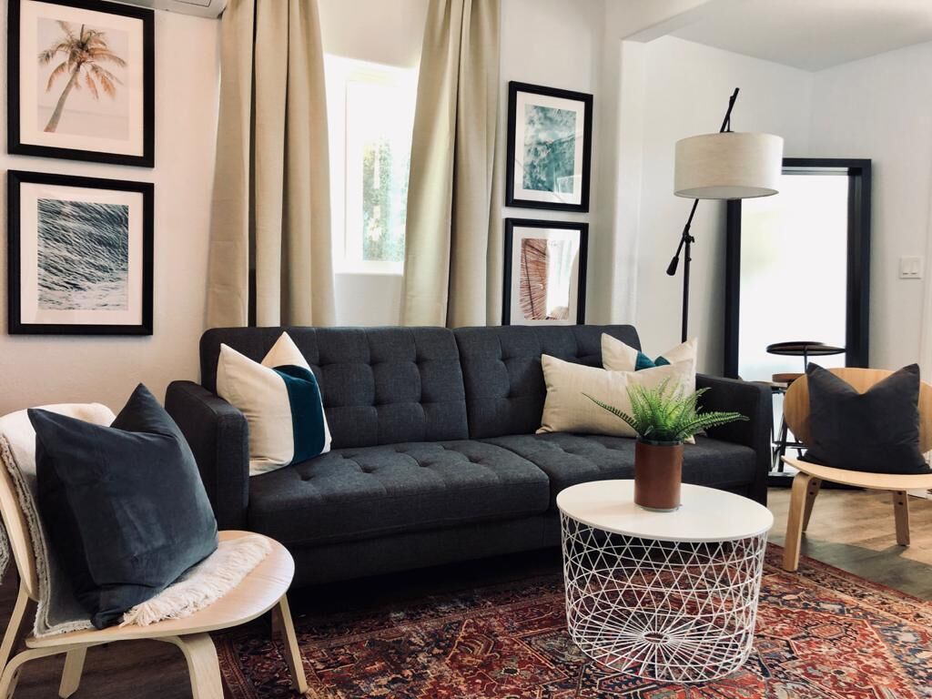 House with 2 Master Suites centrally located